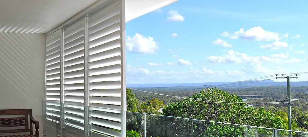 Read more about the article Venetian Blinds or Plantation Shutters?