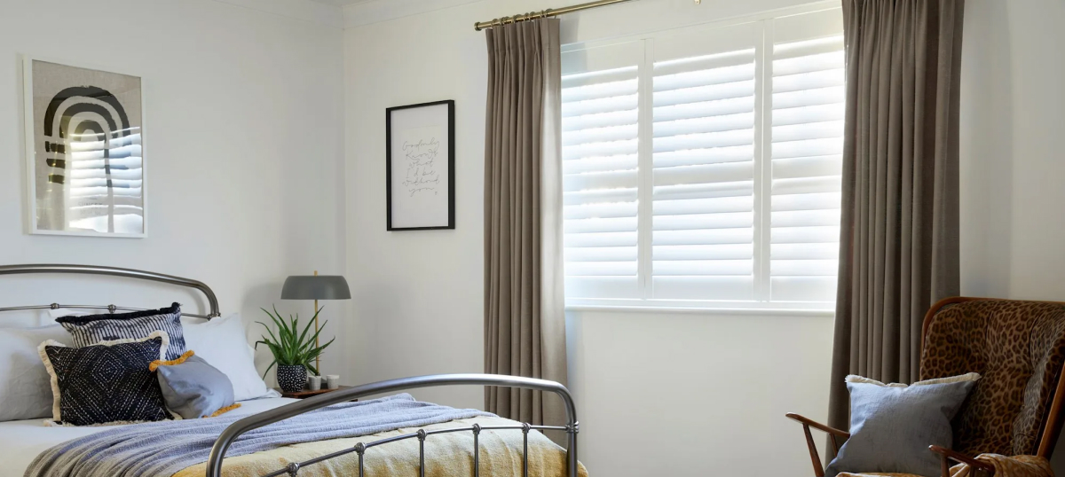 Maximizing space with curtains_ how to create the illusion of larger windows
