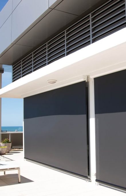 STRAIGHT DROP WIRE GUIDE AWNING — iQ Shutters in Warana QLD